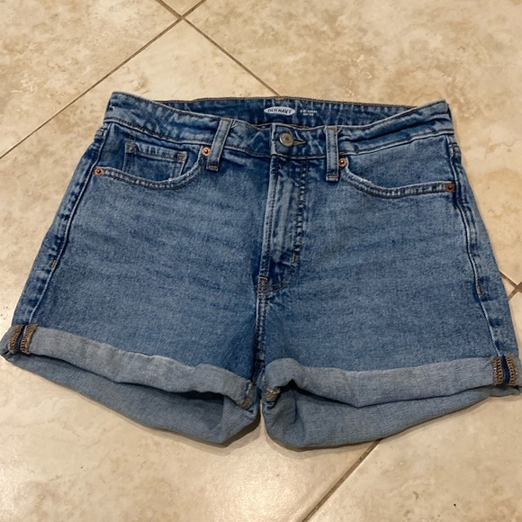 Old Navy O G High Rise Jean Shorts Size 6 - Picture 1 of 5